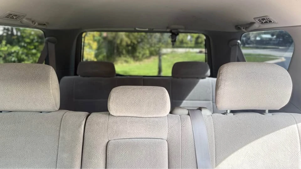 2004 Toyota Sequoia 1st Gen - Image 4 of 7