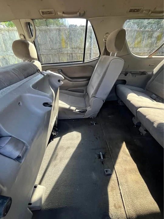 2004 Toyota Sequoia 1st Gen - Image 6 of 19