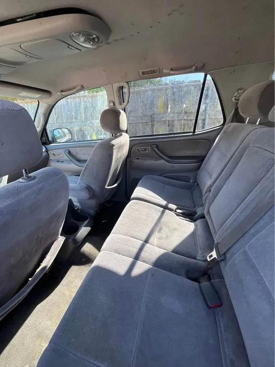 2004 Toyota Sequoia 1st Gen - Image 4 of 19