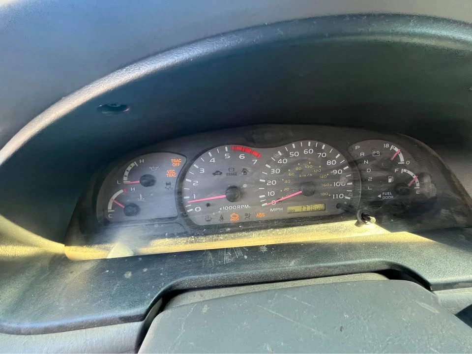 2004 Toyota Sequoia 1st Gen - Image 10 of 19