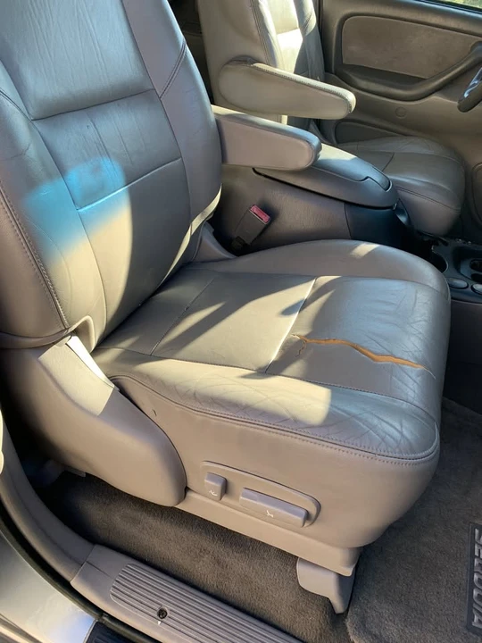 2004 Toyota Sequoia 1st Gen - Image 10 of 16