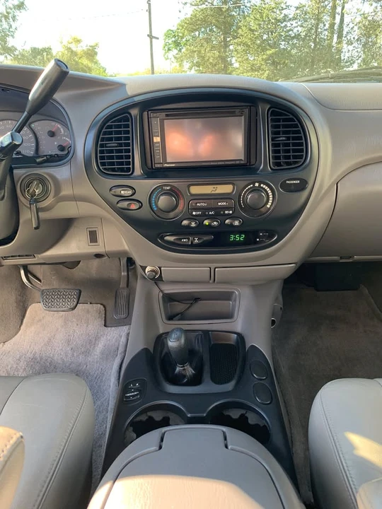 2004 Toyota Sequoia 1st Gen - Image 12 of 16