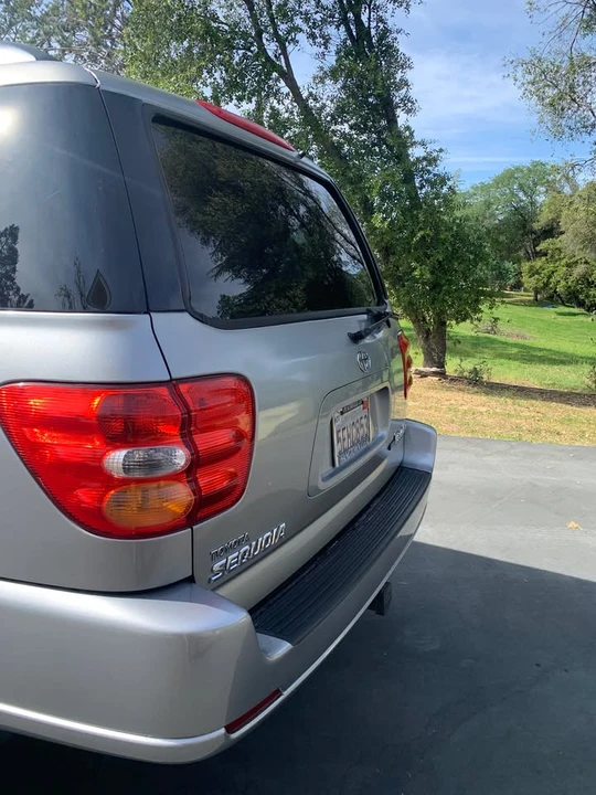 2004 Toyota Sequoia 1st Gen - Image 7 of 16