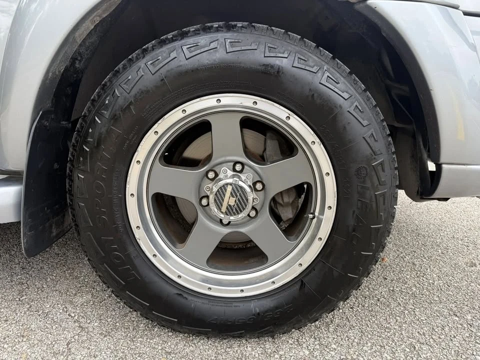 2004 Toyota Sequoia 1st Gen - Image 5 of 17