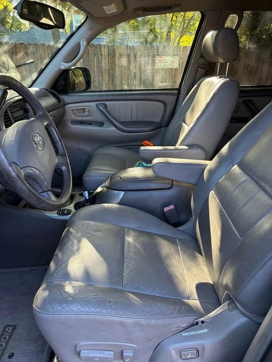 2004 Toyota Sequoia 1st Gen - Image 10 of 16