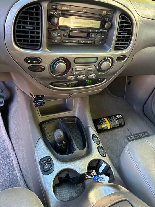 2004 Toyota Sequoia 1st Gen - Image 8 of 16