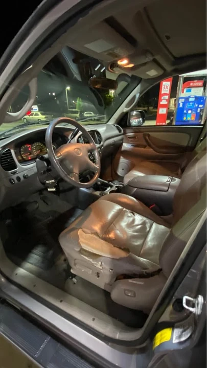 2004 Toyota Sequoia 1st Gen - Image 8 of 13