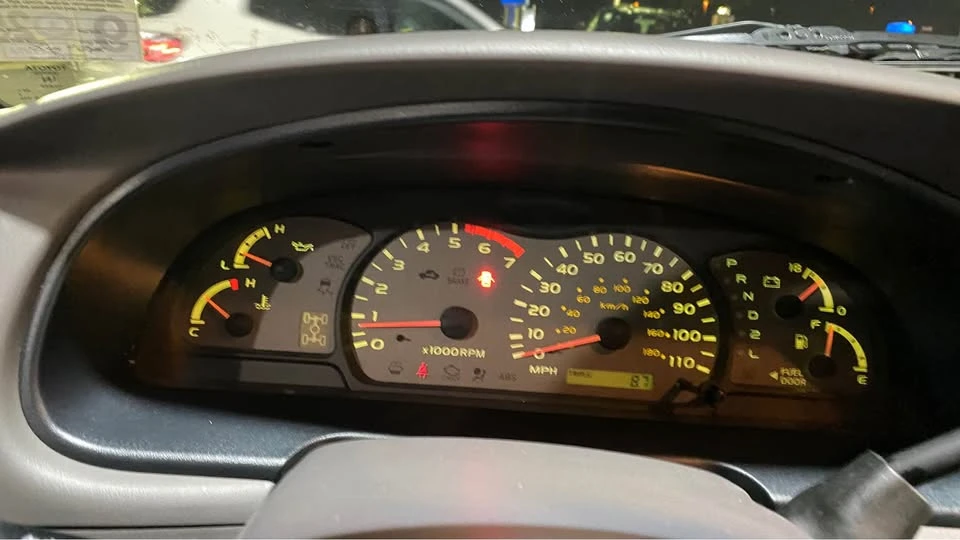 2004 Toyota Sequoia 1st Gen - Image 7 of 13
