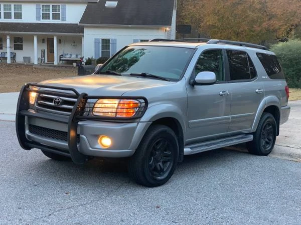 2004 Toyota Sequoia 1st Gen - Image 3 of 13