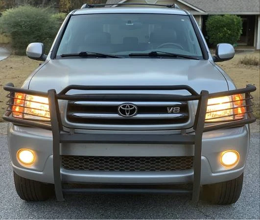 2004 Toyota Sequoia 1st Gen - Image 5 of 13