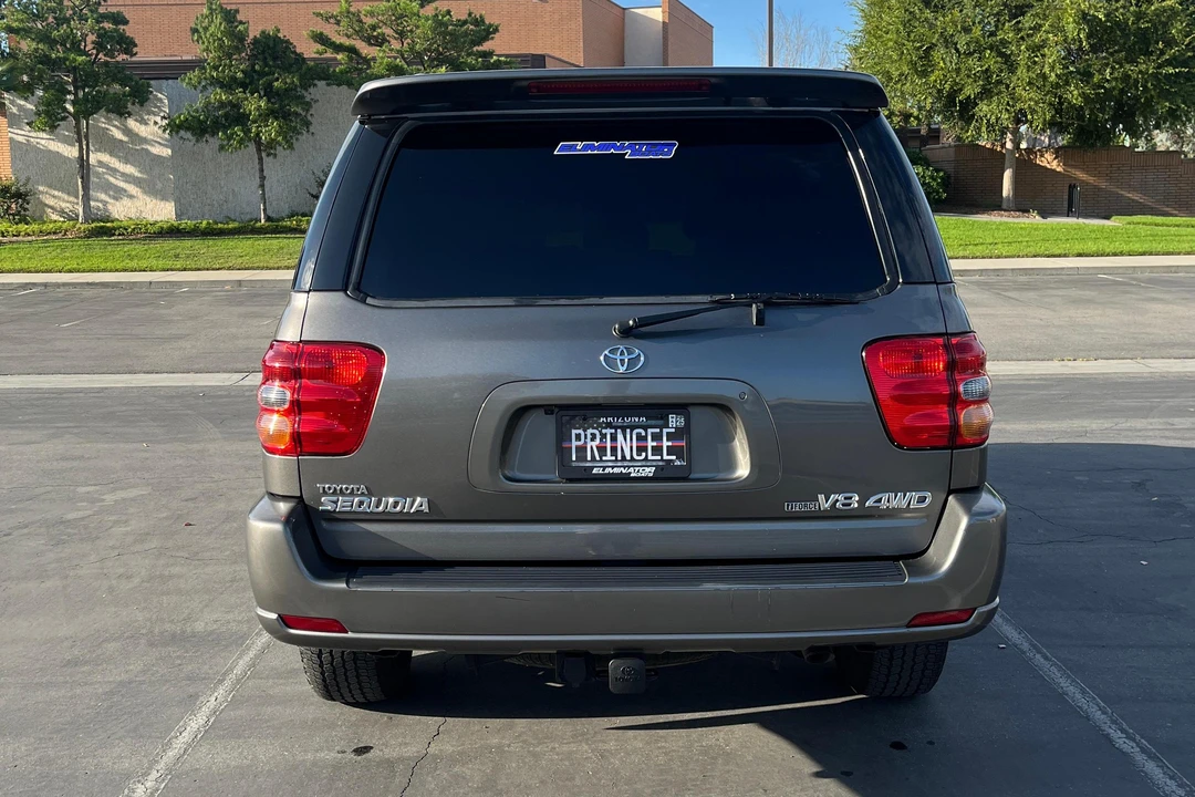 2004 Toyota Sequoia 1st Gen - Image 18 of 31