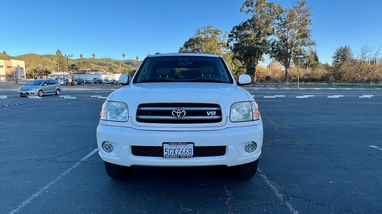 2004 Toyota Sequoia 1st Gen - Image 6 of 31