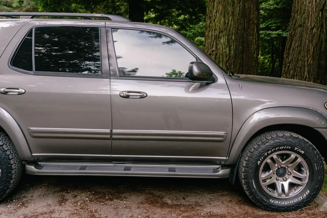 2004 Toyota Sequoia 1st Gen - Image 27 of 31