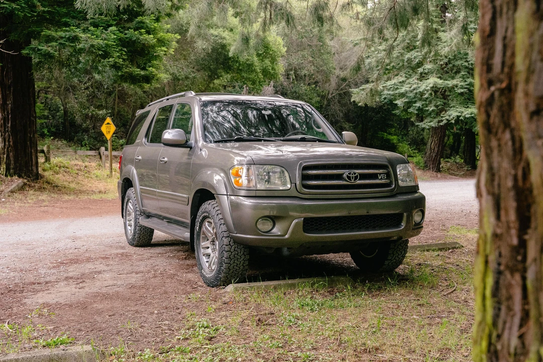 2004 Toyota Sequoia 1st Gen - Image 16 of 31