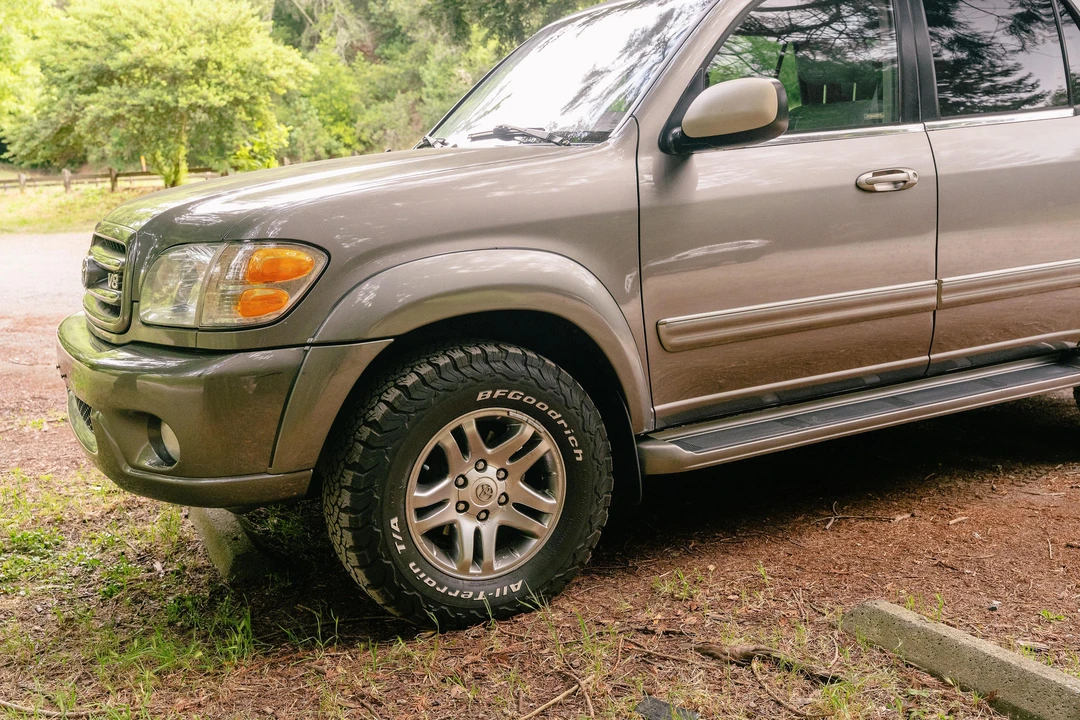 2004 Toyota Sequoia 1st Gen - Image 19 of 31