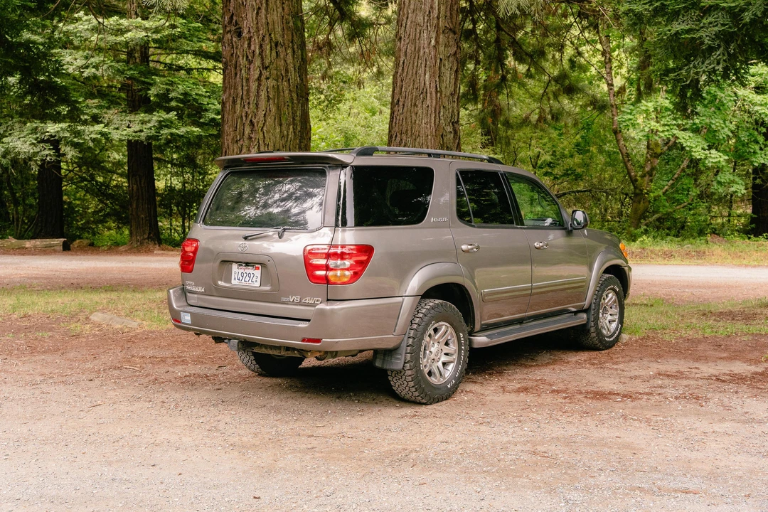2004 Toyota Sequoia 1st Gen - Image 14 of 31