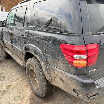 2004 Toyota Sequoia Limited
