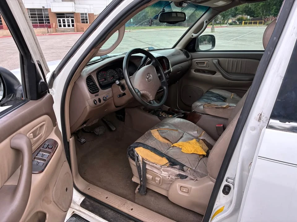 2004 Toyota Sequoia 1st Gen - Image 8 of 13