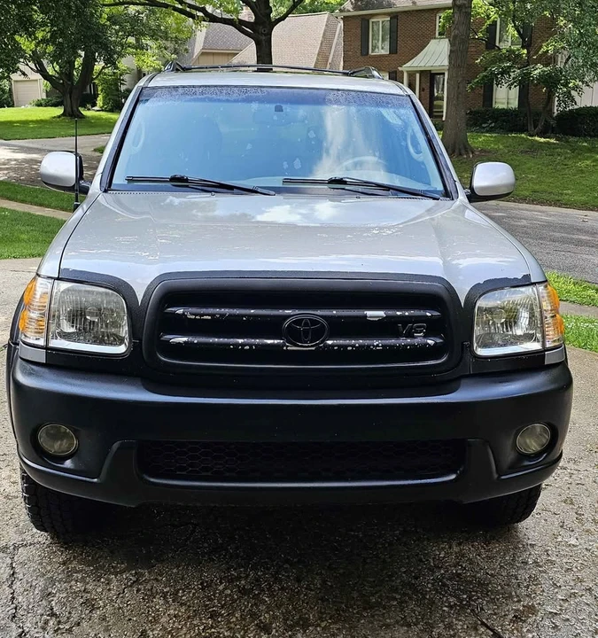 2004 Toyota Sequoia 1st Gen - Image 7 of 19