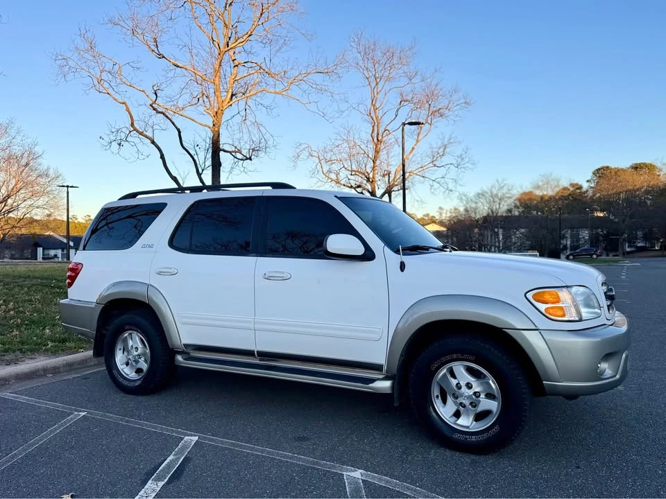 2004 Toyota Sequoia 1st Gen - Image 4 of 18