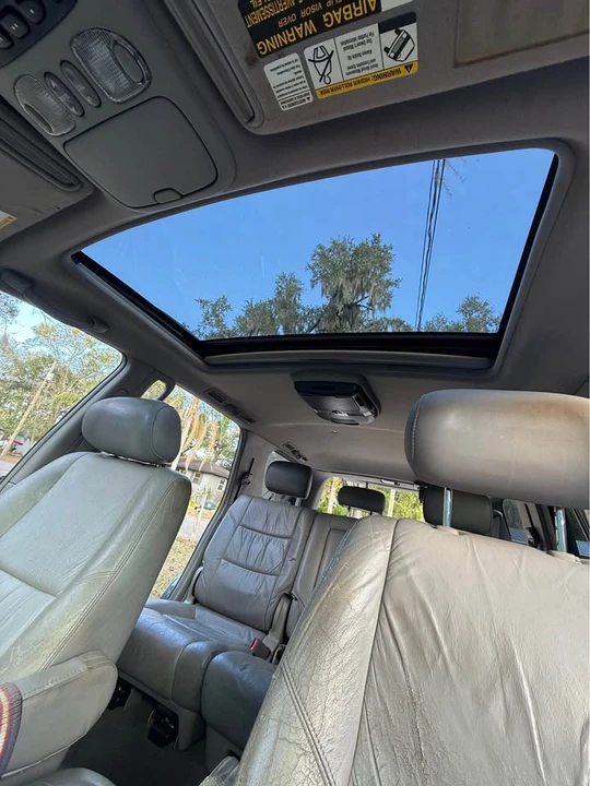 2004 Toyota Sequoia 1st Gen - Image 8 of 10