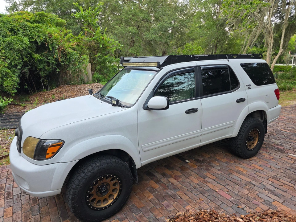2004 Toyota Sequoia 1st Gen - Image 12 of 31