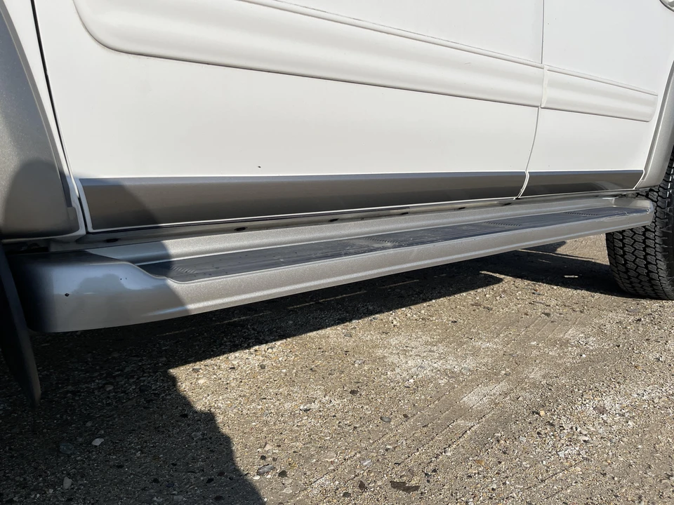 2004 Toyota Sequoia 1st Gen - Image 20 of 31