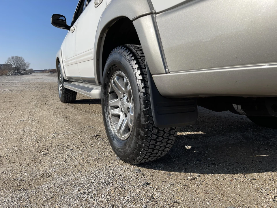 2004 Toyota Sequoia 1st Gen - Image 22 of 31