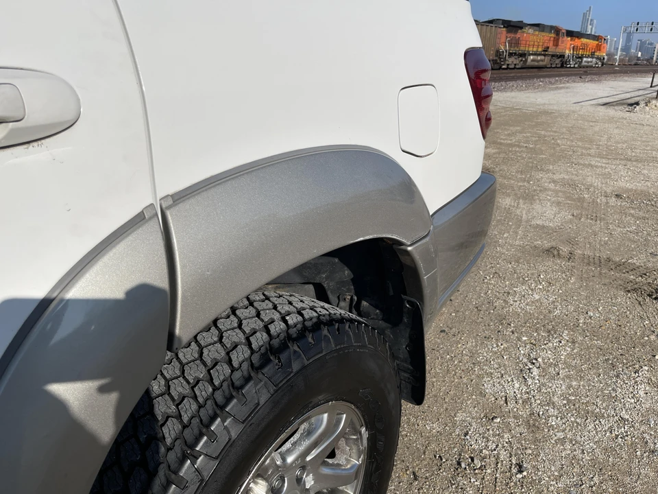 2004 Toyota Sequoia 1st Gen - Image 21 of 31