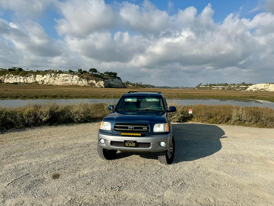 2004 Toyota Sequoia 1st Gen - Image 8 of 31