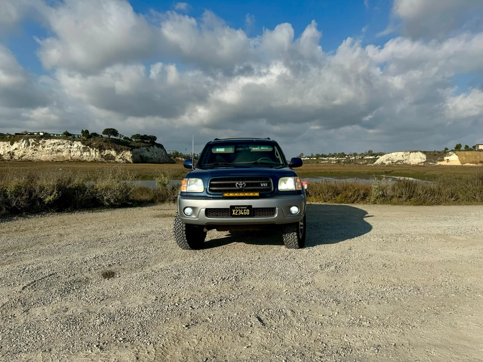 2004 Toyota Sequoia 1st Gen - Image 6 of 31