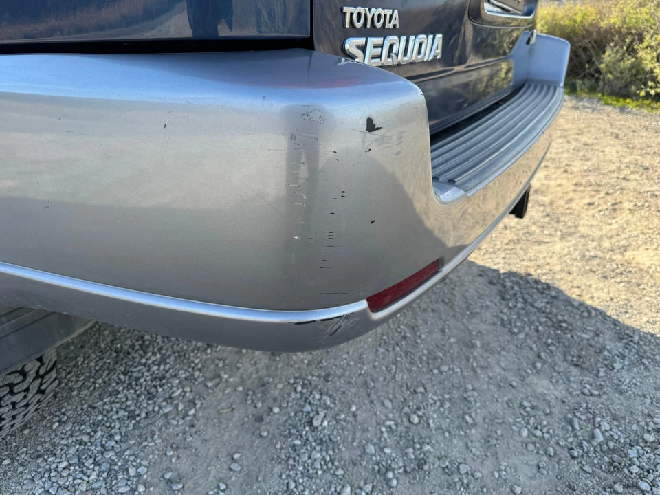2004 Toyota Sequoia 1st Gen - Image 21 of 31