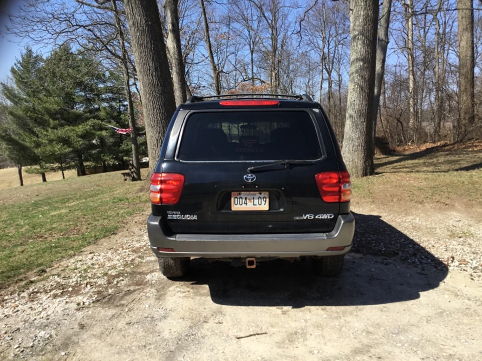 2004 Toyota Sequoia 1st Gen - Image 5 of 20