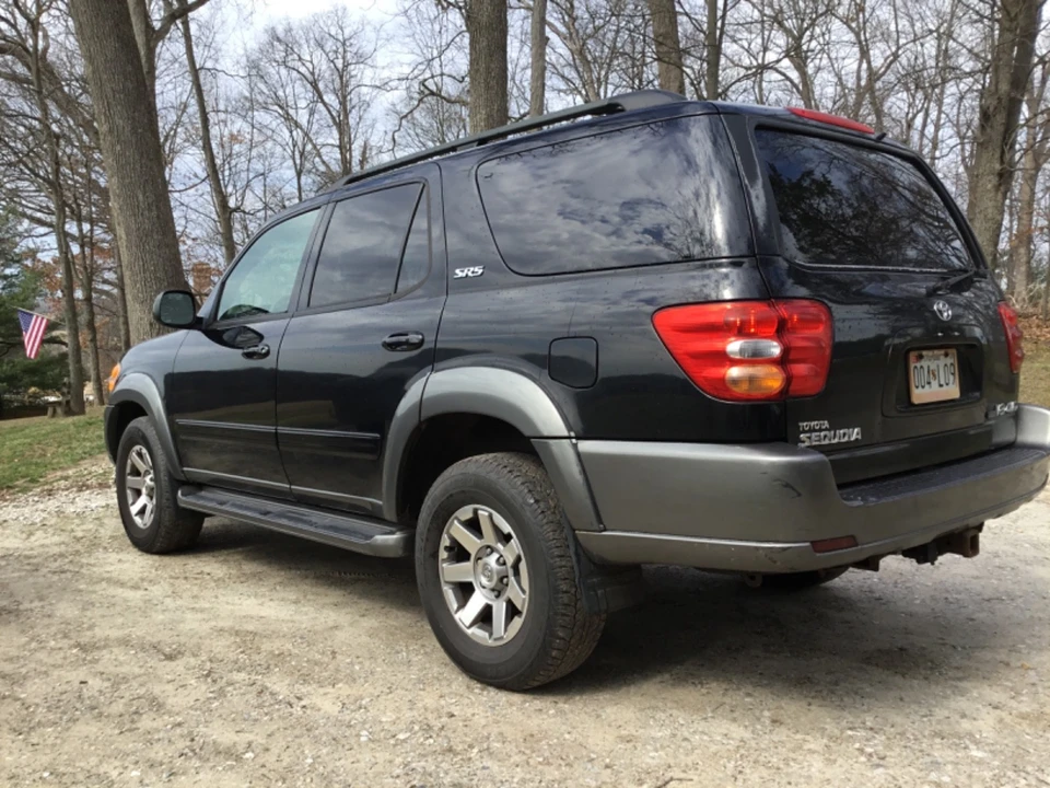 2004 Toyota Sequoia 1st Gen - Image 14 of 20
