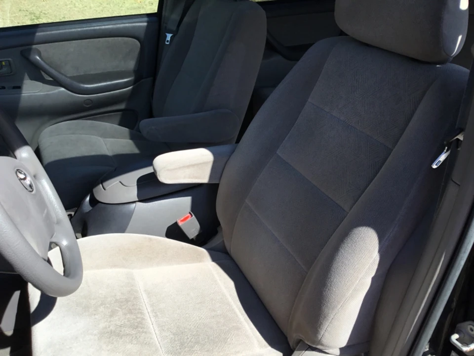 2004 Toyota Sequoia 1st Gen - Image 18 of 20