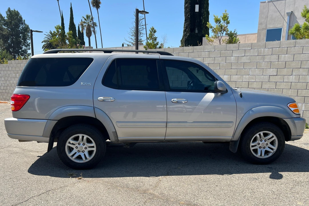 2004 Toyota Sequoia 1st Gen - Image 3 of 31