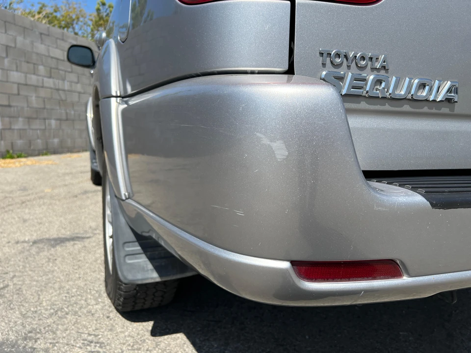2004 Toyota Sequoia 1st Gen - Image 19 of 31