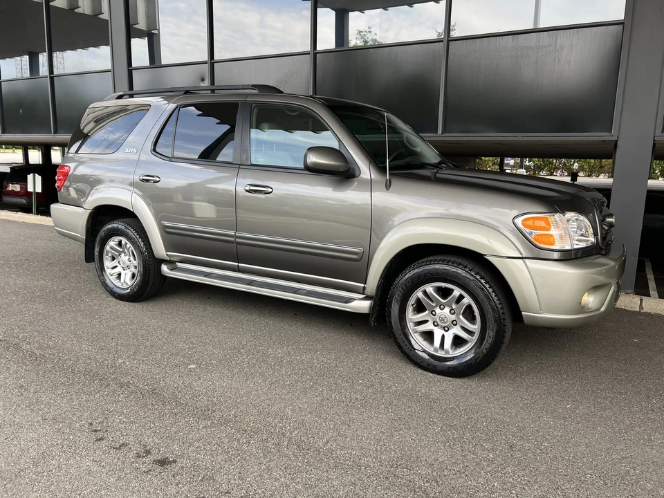 2004 Toyota Sequoia 1st Gen - Image 31 of 31