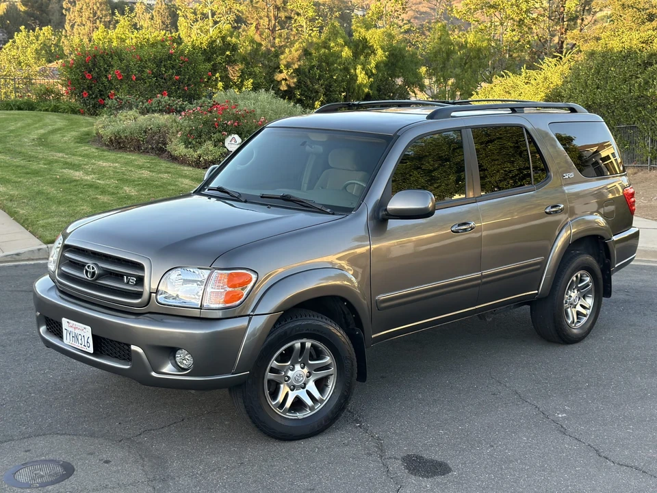 2004 Toyota Sequoia 1st Gen - Image 6 of 31