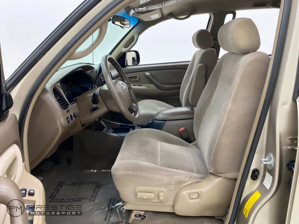 2004 Toyota Sequoia 1st Gen - Image 17 of 21