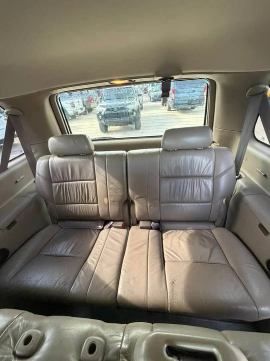 2004 Toyota Sequoia 1st Gen - Image 8 of 11