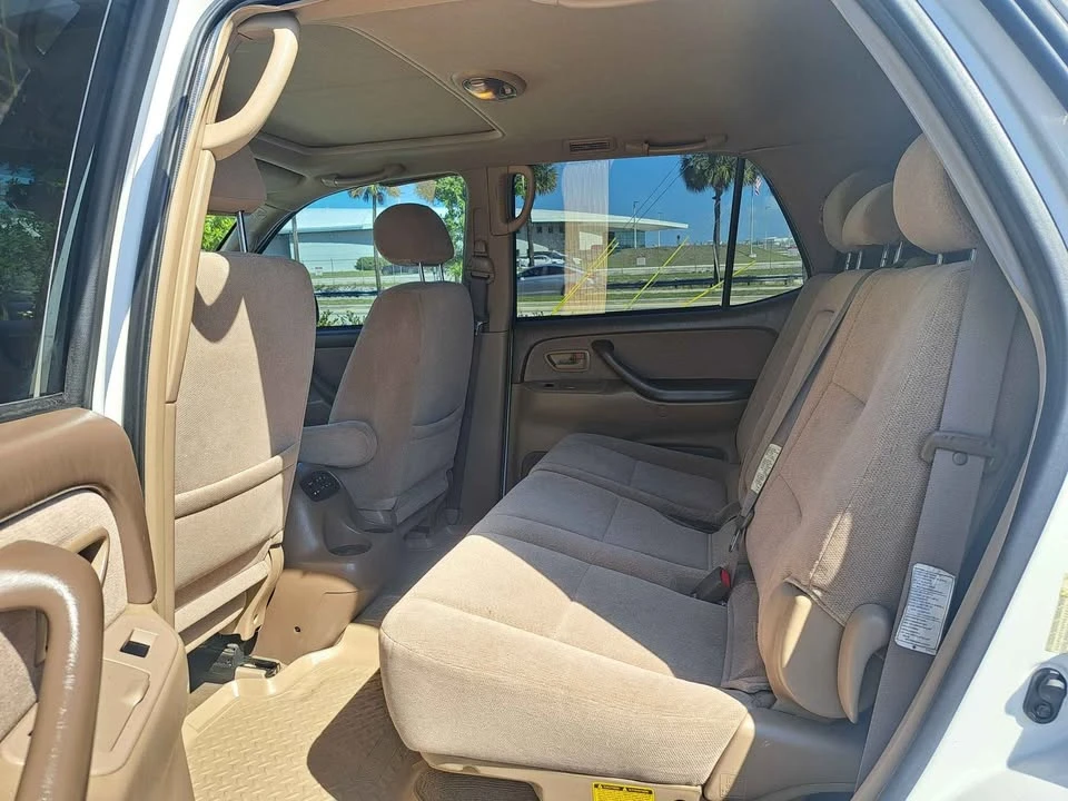 2004 Toyota Sequoia 1st Gen - Image 13 of 19