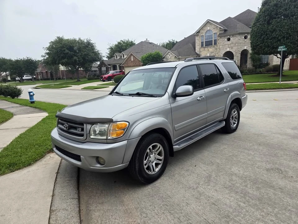 2004 Toyota Sequoia 1st Gen - Image 4 of 14