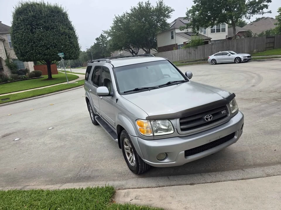 2004 Toyota Sequoia 1st Gen - Image 3 of 14