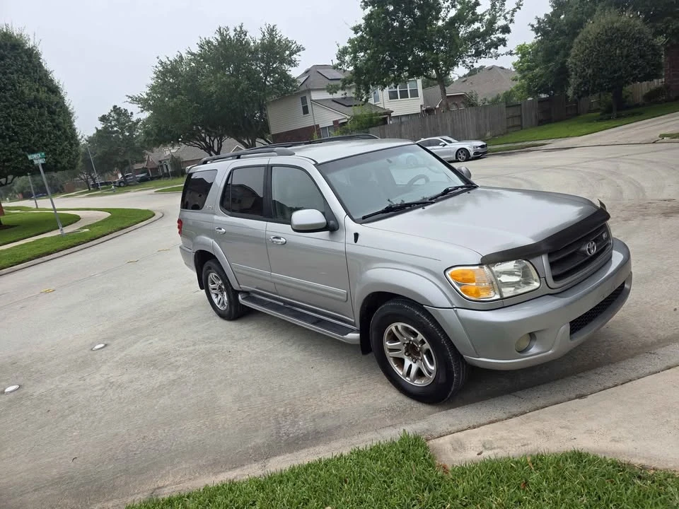 2004 Toyota Sequoia 1st Gen - Image 5 of 14