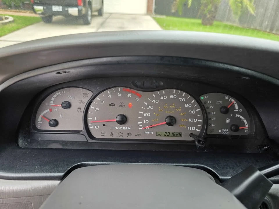 2004 Toyota Sequoia 1st Gen - Image 14 of 14