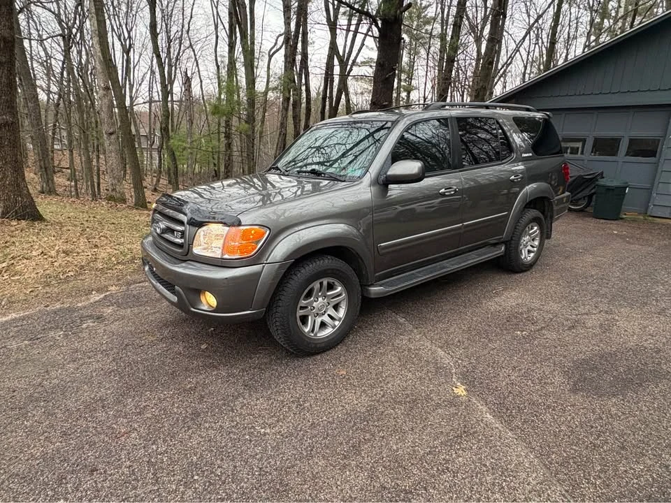 2004 Toyota Sequoia 1st Gen - Image 3 of 5