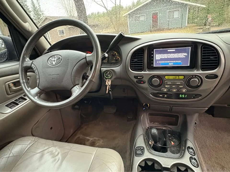 2004 Toyota Sequoia 1st Gen - Image 4 of 5