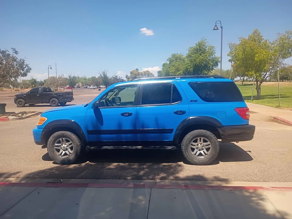 2004 Toyota Sequoia 1st Gen - Image 2 of 6