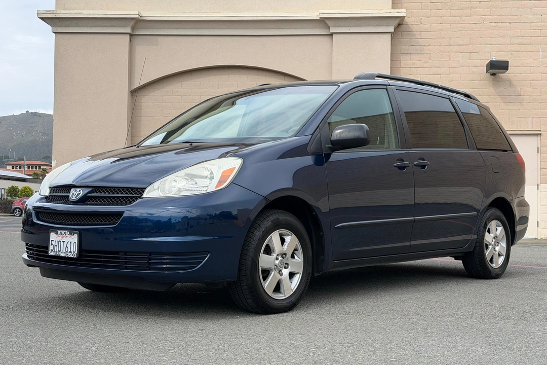 2004 Toyota Sienna 2nd Gen - Image 7 of 31